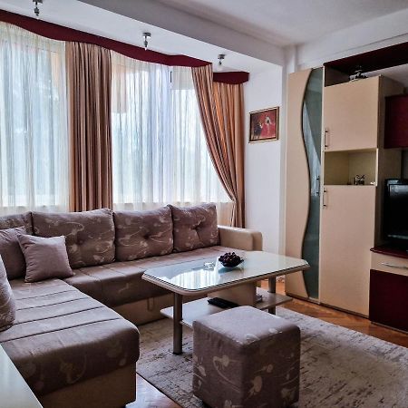 Boulevard Apartments Kumanovo Exterior photo